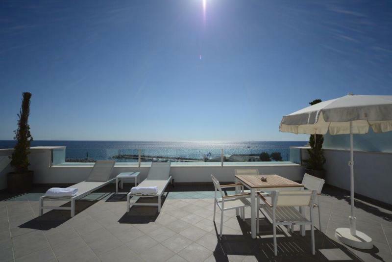 Hotel Cala Bona 3*